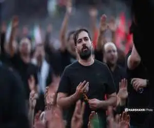 یکی برنج دم می کرد، یکی گوشت خرد می کرد، یکی ظرف می شست  - روایتی از مراسم تشییع رهبر شهید