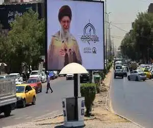 نمایش نفوذ منطقه ای ایران با مراسم تشییع امام خامنه ای در عراق