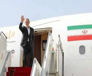 ویدیو  -  پزشکیان راهی نجف شد