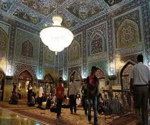 ویدیو  -  آماده سازی محل تدفین پیکر رهبر شهید انقلاب در حرم مطهر رضوی