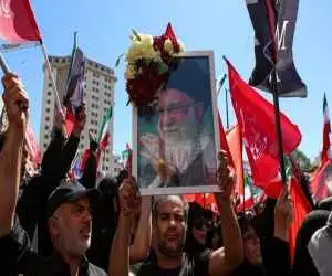 جهان محو مشهد