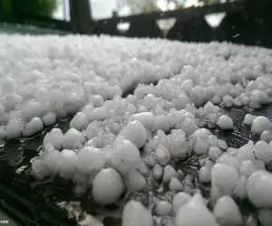 ویدیو  -  طوفان (برنادت) مسکو را درنوردید؛ باران شدید، رعد و برق و تگرگ