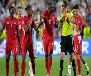 جالب ترین اخراج جام: جنجال داوری به سود آرژانتین؟
