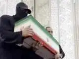 ویدیو  -  هویت فرد با چهره پوشیده در روز تشییع رهبر شهید انقلاب مشخص شد