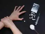 نشت شربت تریاک به بازار آزاد  -  کاهش خلوص مواد مخدر شناسایی شده از 20 به 3 درصد  -  تغییر درمان معتادان از اپیوم به بوپرنورفین