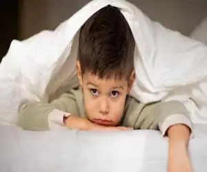 چرا کودک شما خوب نمی خوابد؟؛ علائم و راه حل های موثر برای خواب بهتر