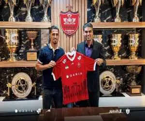 رسمی  -  عقد قرارداد آقای گل با پرسپولیس