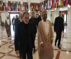 عمان، ایران و گلوگاه هرمز  -  مسقط در کانون (معادله عبور، امنیت و نفوذ) تنگه هرمز قرار گرفته است
