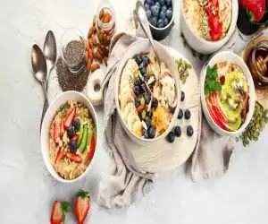 خوردن پروتئین قبل از خواب واقعاً خواب را بهتر می کند؟ چقدر بخوریم کافی است؟
