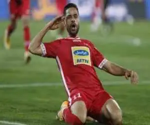 تصویر  -  هافبک پرسپولیس با 6 قهرمانی خداحافظی کرد