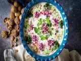 درست کردن آب دوغ خیار مجلسی؛ غذای نجات بخش روزهای گرم