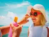 ضد آفتاب را هر چند ساعت دوباره بزنیم؟  -  spf 30 یا 50؛ کدام ماندگارتر است؟