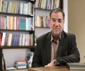 ایران برای ساخت سلاح اتمی مشکل فنی ندارد و ...  -   نه رهبر شهید نه آیت الله سید مجتبی خامنه ای مذاکره را حرام نمی دانستند 