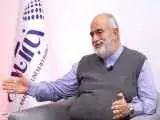 نسخه ای خطرناک تر از بیماری  -  آشنا: ممکن است با دست خود آمریکا و اسرائیل را به هم نزدیک تر کنیم  -  این جریان دشمن را خوب می شناسد اما ...