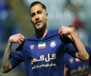 تصویر  -  ستاره جدید پرسپولیس دوباره در گل گهر دیده شد!