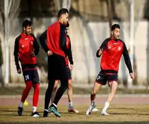 یک بازیکن در پی بازگشت لحظه آخری به پرسپولیس؛ لژیونر شدن فعلا تکذیب شد