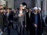 حضور سفیر عراق در مشهد مقدس و ادای احترام به مقام والای رهبر شهید+ عکس