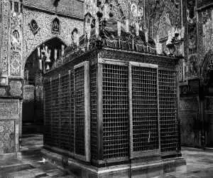 تصاویری قدیمی از حرم امام رضا(ع) در 160 سال قبل