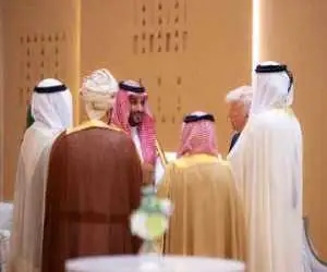 خلیج فارس در مسیر بازتعریف راهبردی  -  از اقتصاد نفتی تا تله اسرائیل؛ کالبدشکافی رفتار راهبردی کشورهای حاشیه جنوبی خلیج فارس