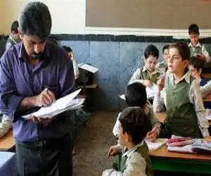 استخدام 180 هزار نیروی جدید در آموزش  و پرورش  -  تعیین مشوق برای استمرار خدمت معلمان