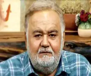 نقاشی عجیبی که یک کودک از اکبر عبدی کشید  -  ببینید