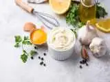 درست کردن سس مایونز خانگی؛ اگر سس مایونز برید و شل شد چه کنیم؟  -  برای غلیظ شدن سس مایونز چه باید کرد؟