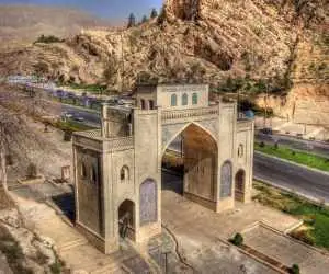 از حصار تا یادگار  -  آشنایی با برخی از دروازه های تاریخی ایران که همچنان پابرجا هستند
