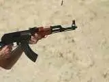 یک کشته و 8 مجروح در تیراندازی با کلاشینکف  -  12 نفر دستگیر شدند