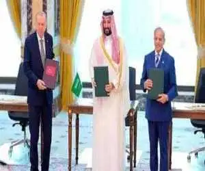 حق پناه: خطر اصلی پیمان مکه برای ایران، انزوای سیاسی است نه تهدید نظامی -  رقابت عربستان و ترکیه در مسائل منطقه ای همچنان پابرجاست