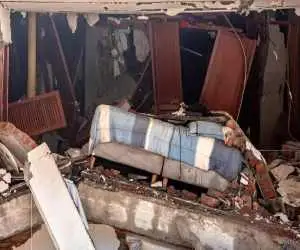 فیلم لحظه نجات معجزه آسای یک نوزاد از زیر آوار در کلمبیا