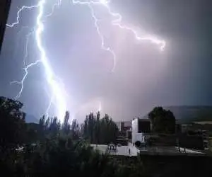 رگبار و رعد و برق در 16 استان  -  هشدار نارنجی برای سمنان و گلستان 