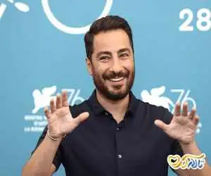 لباس و پرچمی که نوید محمدزاده نشان داد و خبرساز شد + عکس