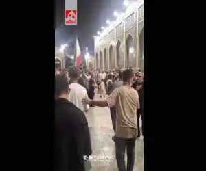 آشتی دو هیئت چوب زنی در حرم امام رضا(ع) + ویدئو  -  این بار به جای چوب به هم گل دادند