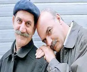 تصویر  -  قاب زیرخاکی از ایرج طهماسب و حمید جبلی در سال های شروع فعالیت
