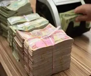هر هزار دینار در بازار تهران چند شد؟  -  قیمت دینار عراق امروز دوشنبه 26 مرداد 1405