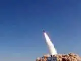 انصارالله 2 موشک بالستیک به سمت باب المندب شلیک کرد