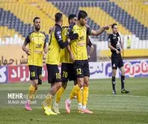 فوتبال برای تاراج پول ملت و پرداخت دستمزدهای نجومی همیشه پایه است -  مردم فقط نگاه، فقط آه