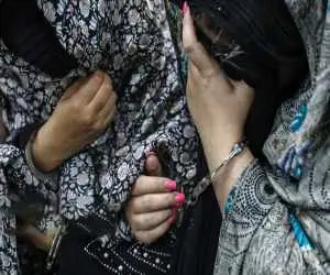 نوزاد ربوده شده تهرانی در خمین پیدا شد  -  8 ماه دست به دست شدن کودک با پول  -  پای 9 خانواده در بین است