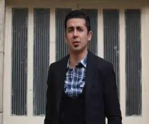 امیرآبادی:تاجرنیا سر استقلال منت نگذارد و برود!