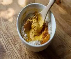 با این ادویه ارزان، ماسک خانگی پوست درست کنید؛ 3 ترکیب ساده و کاربردی
