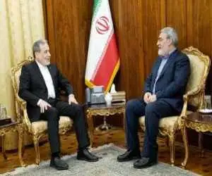 گزارش رحمانی فضلی درمورد روابط ایران و چین -  تاکید عراقچی بر تسریع اجرای توافقات مشترک در چارچوب راهبرد 25 ساله