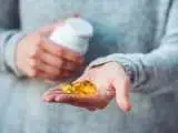 درمان بیماری لثه بدون آنتی بیوتیک؛ با ترکیب این مکمل و دارو