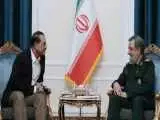 کیهان: فرمانده ارتش پاکستان هیچ کاری نداشت و بیخودی با پزشکیان و قالیباف و محسن رضایی دیدار کرد!