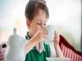نوشیدنی محبوب ایرانی ها برای کودکان چقدر مناسب است؟