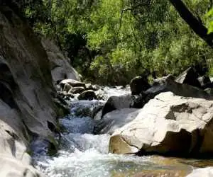 چال ماهی تهران کجاست؟ ؛ راهنمای سفر یک روزه به چال ماهی  -  چال ماهی چقدر پیاده روی دارد؟