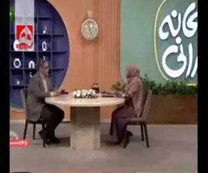 بحث مجری معروف در آنتن زنده با مهمان برنامه  -  ویدئو