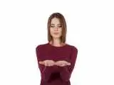 هرچه بیشتر بخواهی، بیشتر از آن دور می شوی