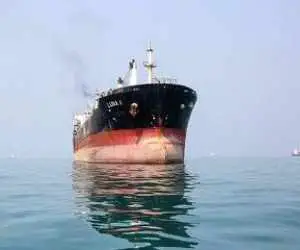 واقعیتی که ترامپ پنهان می کند  -  اکونومیست: حادتر شدن بحران تنگه هرمز و جهش قیمت نفت؛ آمارسازی واقعیت بازار را پنهان نمی کند