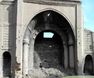 نقشه های هوایی 2 دهه پادگان روس  ها؛ این بنای تاریخی چطور  طی 20 سال تخریب شد + ویدیو