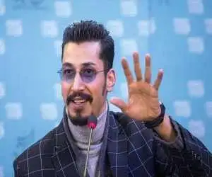 کل کل بهرام افشاری با یک روحانی پای چوبه اعدام  -  ببینید